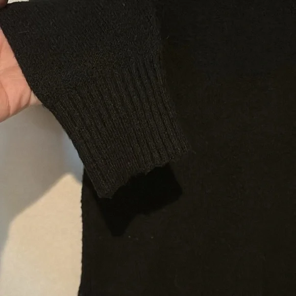 a.n.a / Ana - Women's Tunic Sweater.  Size XS. Black. - Picture 6 of 10